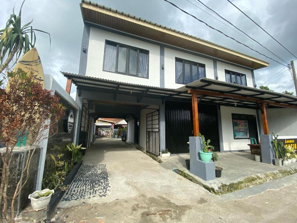 Krui Saejadi Surf And Stay 외부 사진